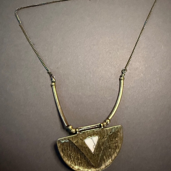 Boho Gold Tone Semi Circle Pendant Necklace Natural Stone Brass Textured Bold - Picture 5 of 6